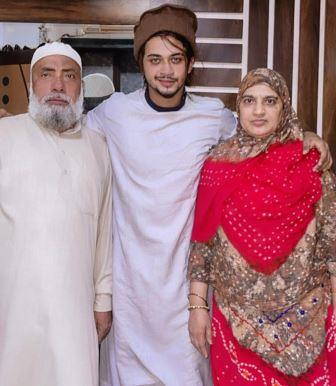 Hasnain khan with Mother and Father
