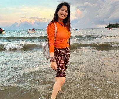 Anishka Khantwaal on beach